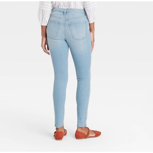 Universal Thread skinny jeans 8 short NWT! - Picture 2 of 10